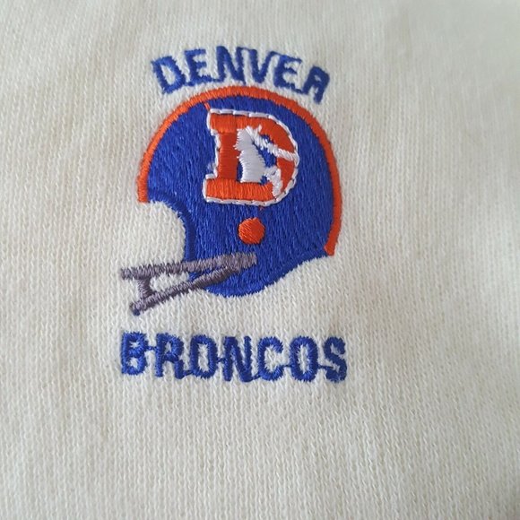 LOGO 7 Denver Broncos Vtg VNeck Sweater Men's White Size XL Embroidered